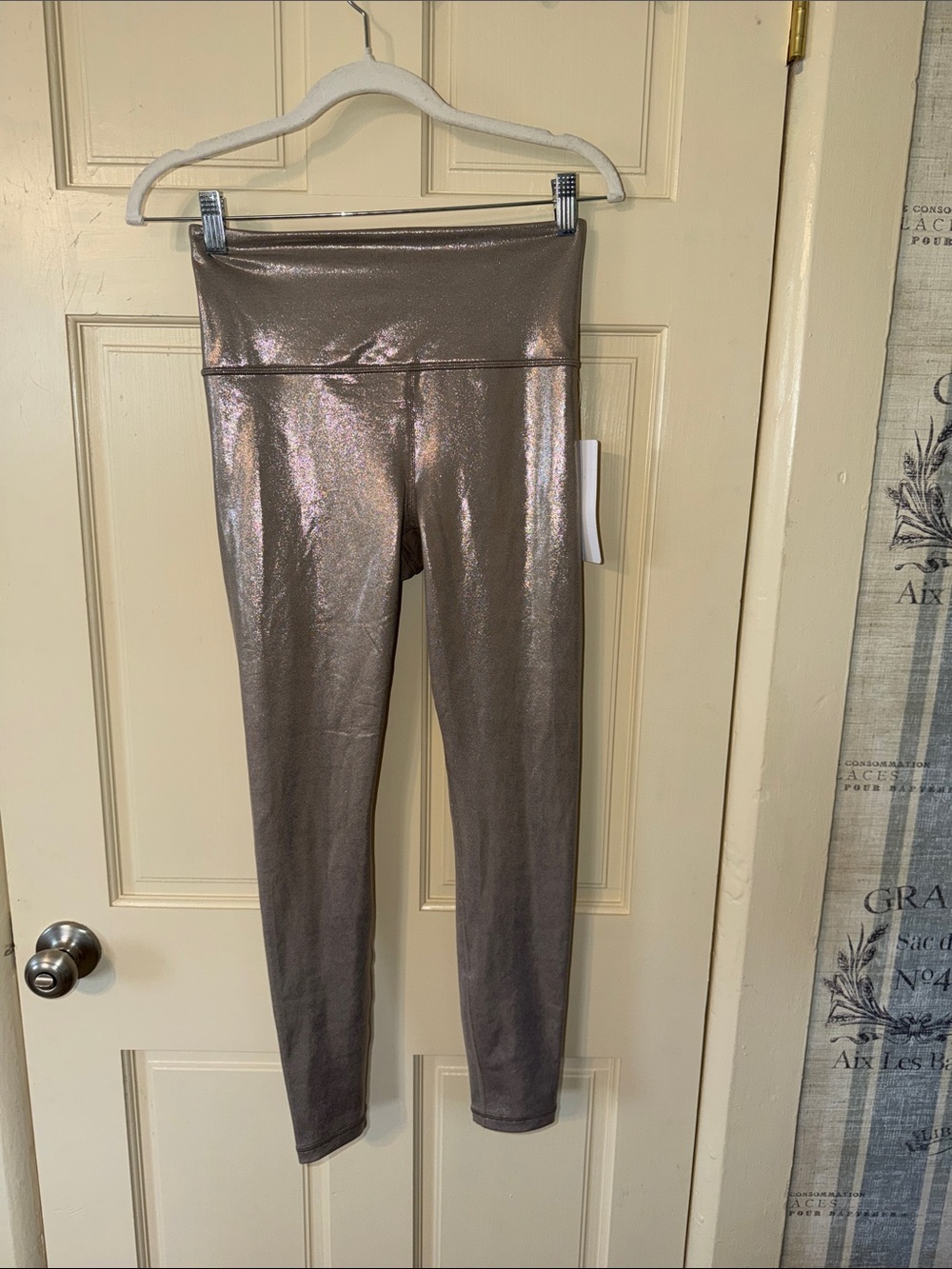 Athleta Elation Shine Tight Metallic Taupe Womens Leggings